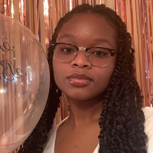 Meet your Posher, Imani